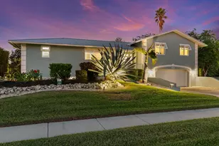 568 Tigertail Ct, Marco Island, FL 34145 - Photo 51