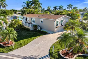 1113 Diamond Lake Cir, Naples, FL 34114 - Photo 39