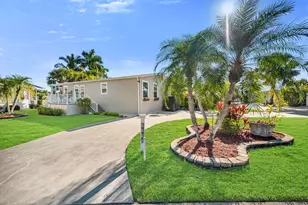 1113 Diamond Lake Cir, Naples, FL 34114 - Photo 35