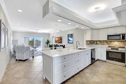 816 W Elkcam Circle #301, Marco Island, FL 34145 - Photo 5