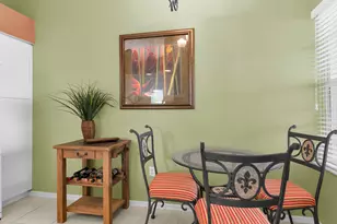 350 Newport Dr, Naples, FL 34114 - Photo 7