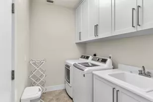 296 Bald Eagle Dr, Marco Island, FL 34145 - Photo 25