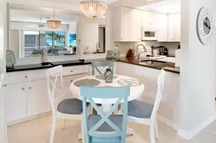 330 Kon Tiki Dr, Naples, FL 34113 - Photo 9