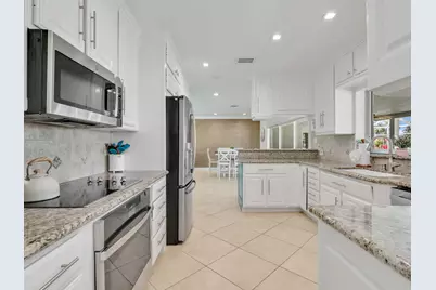 84 Gulfport Court, Marco Island, FL 34145 - Photo 13