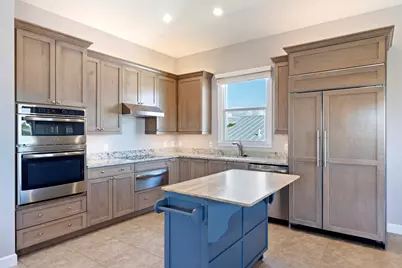 566 Coconut Avenue, Goodland, FL 34140 - Photo 9