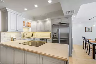 140 Seaview Ct, Marco Island, FL 34145 - Photo 13