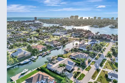 1429 Collingswood Avenue, Marco Island, FL 34145 - Photo 35