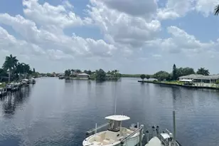 121 Newport Dr, Naples, FL 34114 - Photo 3