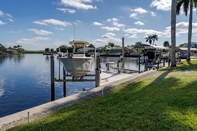 121 Newport Drive, Naples, FL 34114 - Photo 33