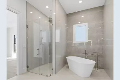 18433 Royal Hammock Boulevard, Naples, FL 34114 - Photo 35