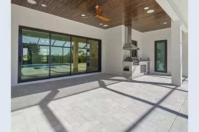 18433 Royal Hammock Boulevard, Naples, FL 34114 - Photo 27