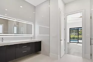 18433 Royal Hammock Blvd, Naples, FL 34114 - Photo 33