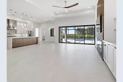 18433 Royal Hammock Boulevard, Naples, FL 34114 - Photo 7