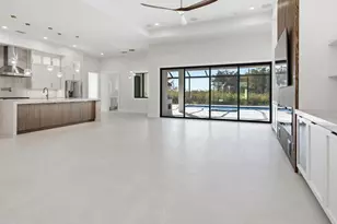 18433 Royal Hammock Blvd, Naples, FL 34114 - Photo 7