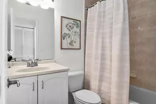 835 W Elkcam Cir, Marco Island, FL 34145 - Photo 17