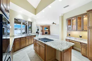 872 S Heathwood Dr, Marco Island, FL 34145 - Photo 3