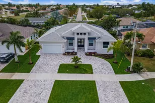 872 Swan Dr, Marco Island, FL 34145 - Photo 3