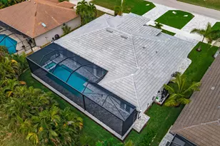 872 Swan Dr, Marco Island, FL 34145 - Photo 5