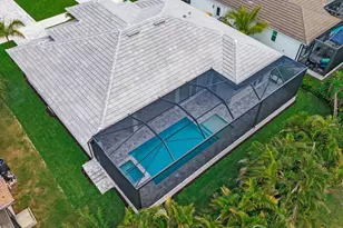 872 Swan Dr, Marco Island, FL 34145 - Photo 7