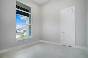 872 Swan Dr, Marco Island, FL 34145 - Photo 11