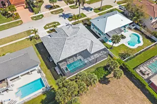 872 Swan Dr, Marco Island, FL 34145 - Photo 47