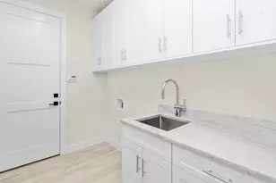 872 Swan Dr, Marco Island, FL 34145 - Photo 31