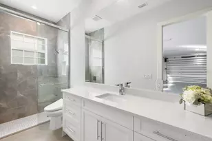 1086 Michigan Ave, Naples, FL 34103 - Photo 29