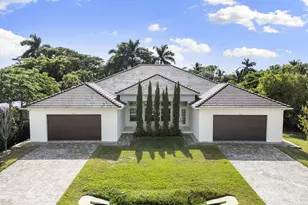 1086 Michigan Ave, Naples, FL 34103 - Photo 1