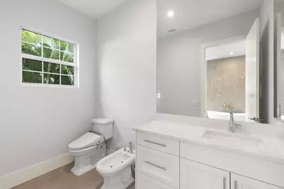 1086 Michigan Avenue, Naples, FL 34103 - Photo 21