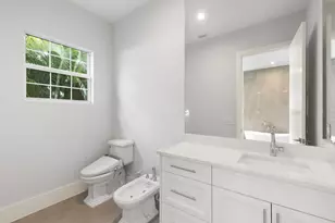 1086 Michigan Ave, Naples, FL 34103 - Photo 21