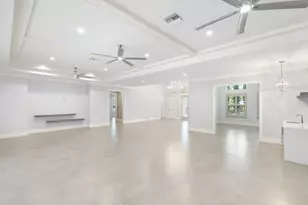 1086 Michigan Ave, Naples, FL 34103 - Photo 13