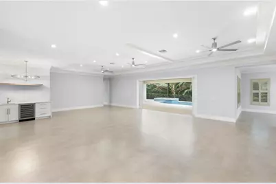 1086 Michigan Avenue, Naples, FL 34103 - Photo 11