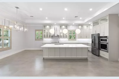 1086 Michigan Avenue, Naples, FL 34103 - Photo 5