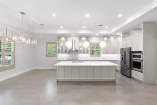 1086 Michigan Ave, Naples, FL 34103 - Photo 5