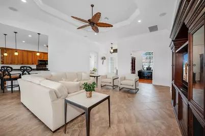 8264 Potomac Lane, Naples, FL 34104 - Photo 11