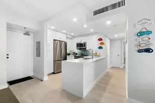 380 Seaview Ct, Marco Island, FL 34145 - Photo 3