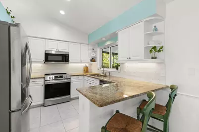 4523 Robin Avenue, Naples, FL 34104 - Photo 3