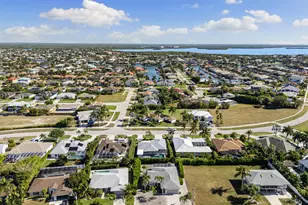 200 Sand Hill St, Marco Island, FL 34145 - Photo 37