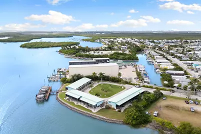 611 Palm Avenue #H36, Goodland, FL 34140 - Photo 37