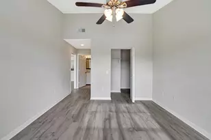 7965 Preserve Cir, Naples, FL 34119 - Photo 9