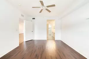 7846 Regal Heron Circle, Naples, FL 34104 - Photo 11