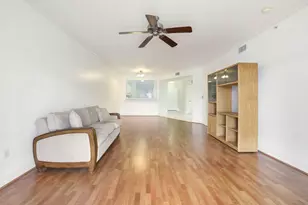 7846 Regal Heron Circle, Naples, FL 34104 - Photo 9