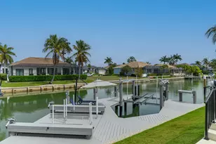 1108 Winterberry Dr, Marco Island, FL 34145 - Photo 35