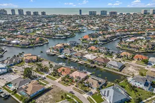 268 Bass Ct, Marco Island, FL 34145 - Photo 31