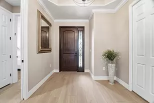 2906 Aviamar Cir, Naples, FL 34114 - Photo 5