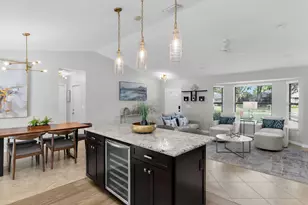 186 Wickliffe Dr, Naples, FL 34110 - Photo 9