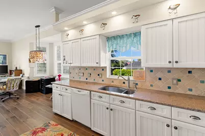 418 Panay Avenue, Naples, FL 34113 - Photo 11