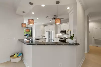 516 Spinnaker Drive, Marco Island, FL 34145 - Photo 9