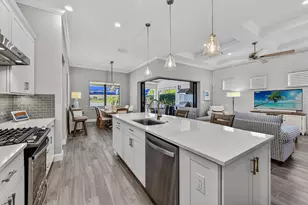 2723 Aviamar Cir, Naples, FL 34114 - Photo 9