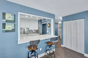 380 Seaview Ct, Marco Island, FL 34145 - Photo 15